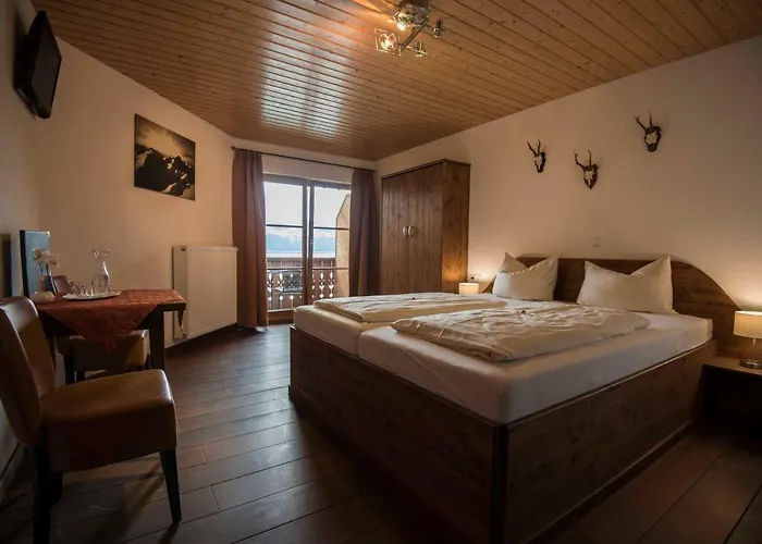 Karwendelblick Hotel *